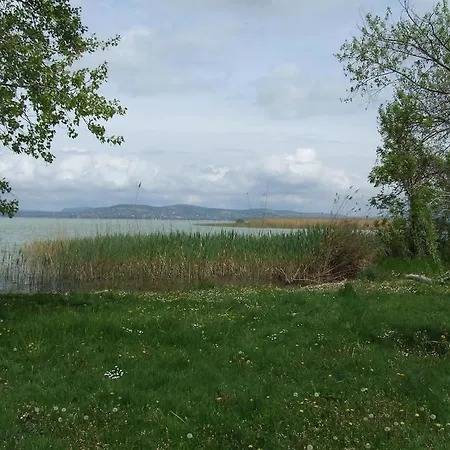Aranyhidszallo Balatonboglár